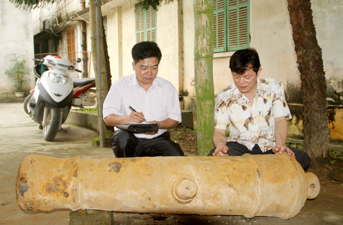 One more ancient cannon found in Yen Bai